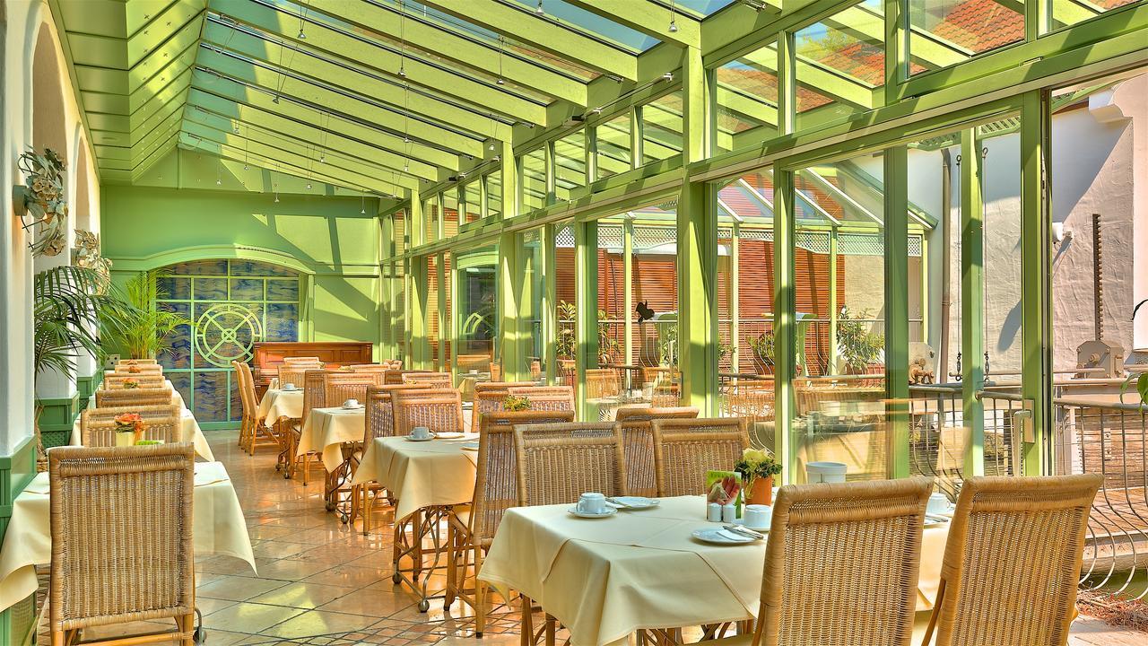 Hotel Zur Muehle Ismaning Exteriör bild